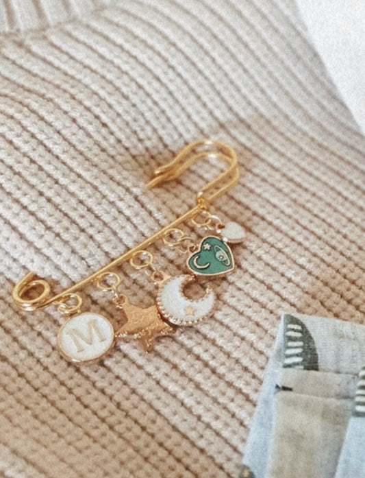 UNIVERSE CHARM