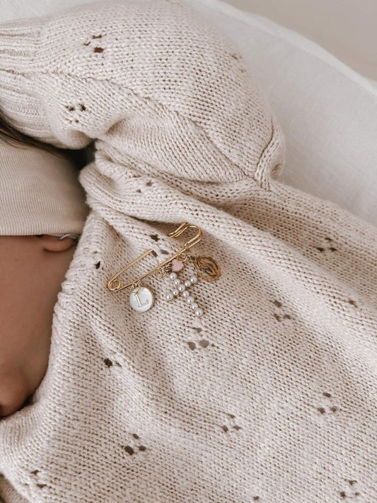 Keepsake baby pin cross