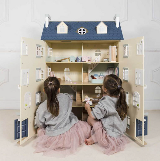 Le Toy Van Ultimate Palace Doll House